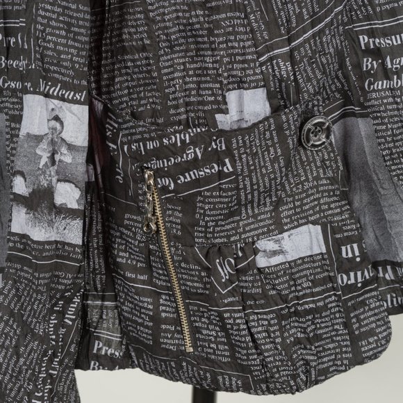 Ki Meng newspaper print jacket - Medium - Picture 5 of 5
